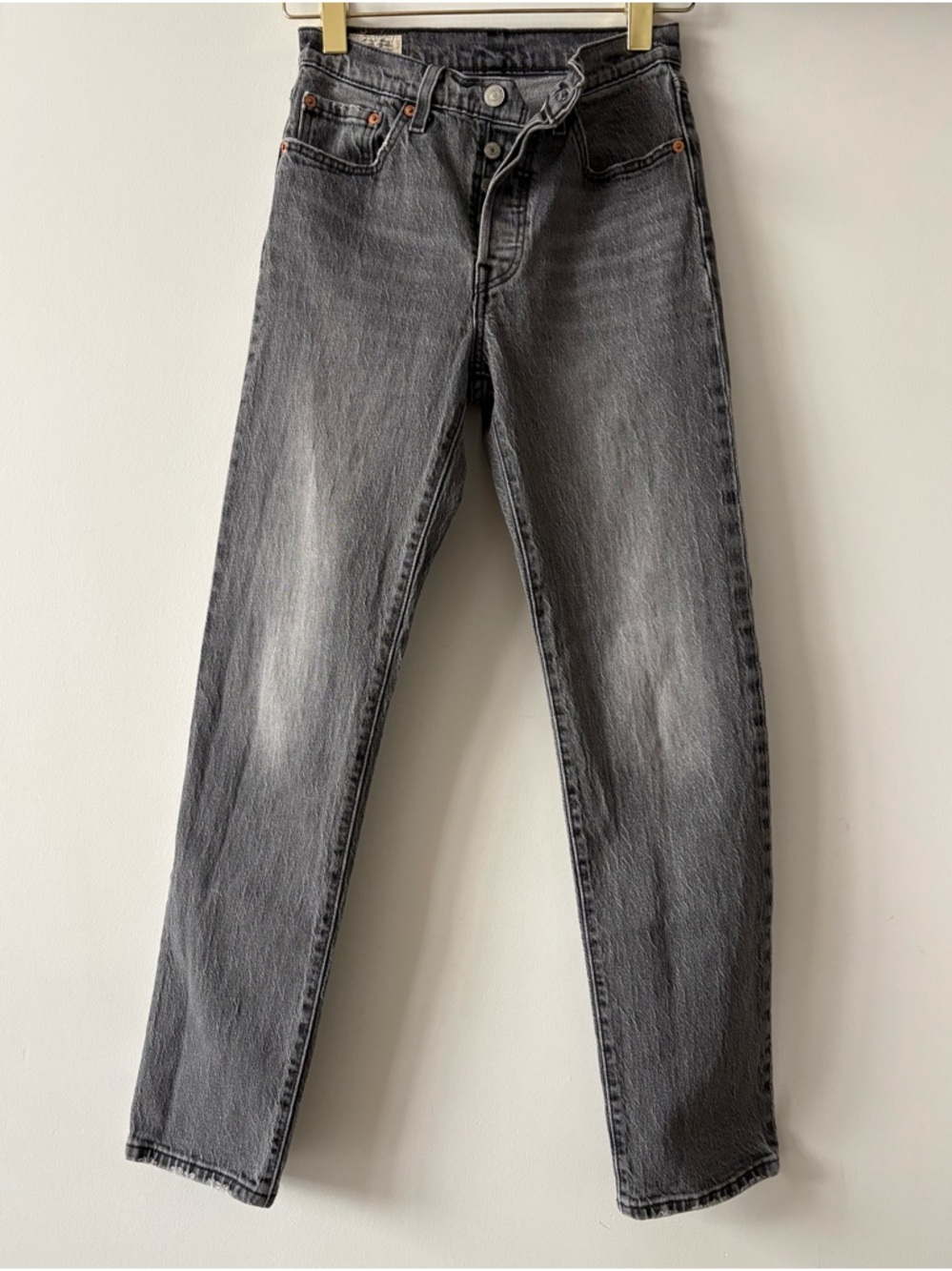Levi’s 501® Original Fit Women's Jeans in Color Pretty Pleasing - Black - Picture 3 of 6